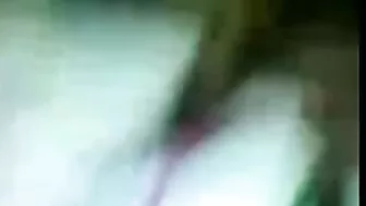عربيه جامده حبيبها بينيك في طيزها بعنف وهي تصرخ