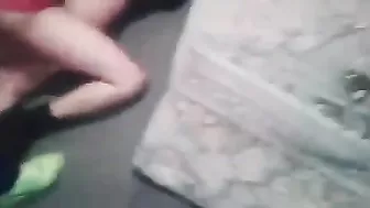 محجبه متناكه جوزها جايب صحابو يفشخوها نيك وبيصورها