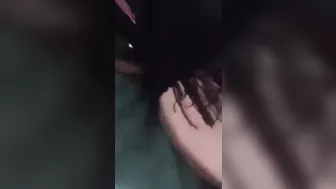 بنت خليجية عشيقها بينيكها خلفي ويصورها ويحط زبه كامل