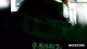 مصريه منقبه بتدلع للزبون وهو بيلعب في كسها وبينيكها