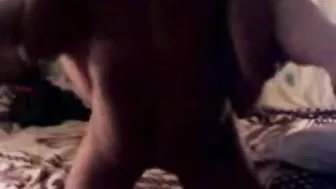 فرسه مربربه راكبه على زب حبيبها وتتنطط بكل هيجان