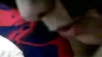 لبوه بجسم ملبن على الاخر بتنزل على الزب واحلى تنطيط