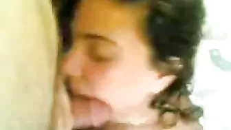 متناكه مصريه بجسم ملبن على الاخر بتمص وتتناك بعنف