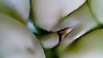 فرسه عشيقها بيصور بزازها الكبيره وينيكها بكل الاوضاع