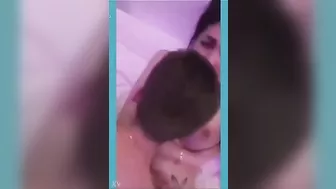 ميرا النوري بتصور نفسها الزبون يمص بزازها وينيكها
