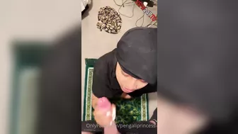 منقبة سعودية بتمص الزب زي المحرومة وتتصور من حبيبها