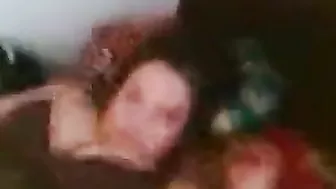 مصريه جسمها فاجر بتمص في الزب وتاخده كله في كسها
