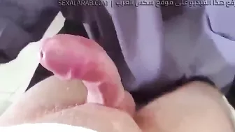 مغربية محجبة بتمص زب صديق اخوها زي المحرومة