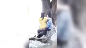 مغربية صاحبها بينيكها في الحديقة ومتعرفش انها بتتصور