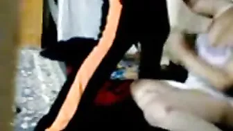 ممحونة محجبة بزازها ملبن بتتناك بكل الاوضاع