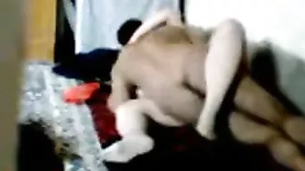 ممحونة محجبة بزازها ملبن بتتناك بكل الاوضاع