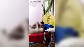 فلاحه جامده بجسم ملبن على الاخر بتتناك وتتقفش على السرير