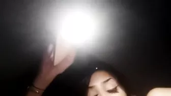 بت فرسه ببزاز كبيره وملبن بتتناك على سريرها وتصور نفسها