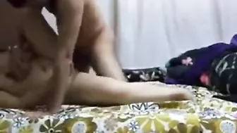 بت لبوه على الاخر بتمص الزب كله وتتنطط عليه بهيجان