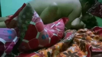 فرسه جارها راكب فوقها بينيكها ويرضع بزازها الطريه