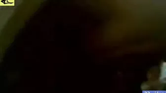 عراقية حبيبها يرضع بزازها وينيكها بكل الاوضاع