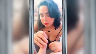 عراقية مربربة بتمص الزب لحبيبها وتتناك بكل هيجان