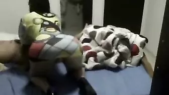 مصريه منحرفه بتمص الزب كله وبتركبه بكسها المولع