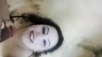 مصريه لبوه مبسوطه على الاخر بتصويرها وبتمص الزب وتتناك
