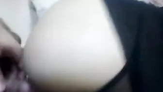 مصريه لبوه مبسوطه على الاخر بتصويرها وبتمص الزب وتتناك