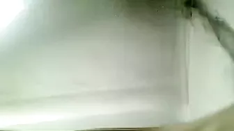 مصريه بتدلك زب اخوها وتحطه على كسها وتيجبهم