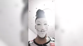 الواد مخلي اخته نايمه وبيلعب في طيزها وينيكها على السرير