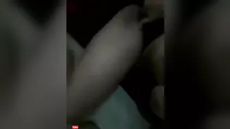 بت بجسم وبزاز اخر جمدان واخده زبه حبيبها في كسها وتدلع