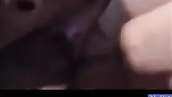 مربربه ملبن بجسم نار نايمه على الارض وعشيقها راكبها