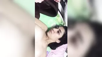 ملبن مصريه ببزاز كبيره بتتناك وتتصور من حبيبها الجديد