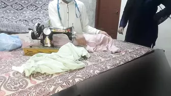 الخياط الهيجان بينيك كس عراقية ويصورها بالمال