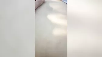 نيك طيز عراقية في الحديقة مع حبيبها الغني