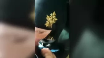 قحبه عربيه بتمص الزبر بكل هيجان مع حبيبها الجديد