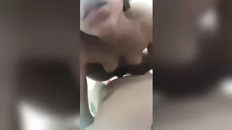 بنت عربيه جامده بتمص الزب جامد وتنزل بكسها الهيجان