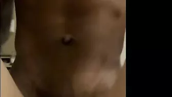 بنوته سعوديه بتمص الزب زي المحرومه وتتناك خلفي عنيف