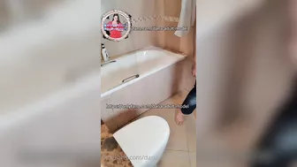 الشرموطة تقوله نيك طيزي اوي حبيبي وجيب لبنك عليها
