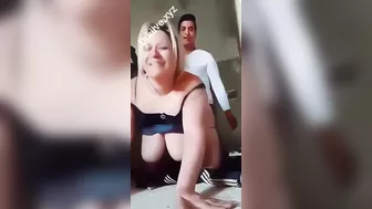 مربربه عربيه رافعه طيزها وبتتناك خلفي من ابن اخوها