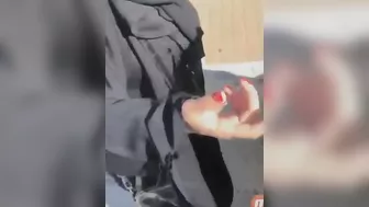 حبيبها راكبها على السرير وتقوله نيك طيزي براحه