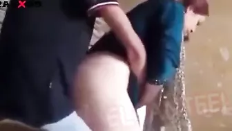 لبوه محجبه ابن عمها زانقها في البيت ومش راحم طيزها نيك