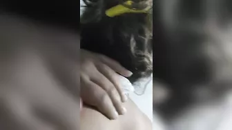 بت جامده الواد بيصورها وهي نازله في زبه مص بكل هيجان