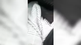 محجبه عربيه حبيبها بيعلب في بزازها وتمصله زبه في السياره
