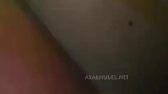 لبوه عشيقها راكب فوقها وفاشخ طيزها نيك وهي مولعه