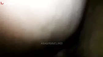 لبوه عشيقها راكب فوقها وفاشخ طيزها نيك وهي مولعه
