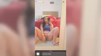 جسم نار فاتحه الكس قدام المرايه وتنيك بالخياره وتصور