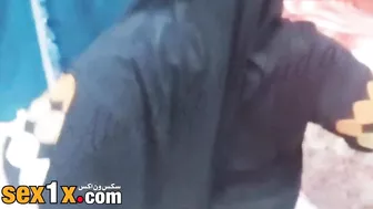 منقبه فلاحه مع جارها الجديد في الشقه بتبلع زبه في كسها