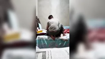 فلاحه متعرفش انها بتتصور وبتتفشخ نيك على سرير جارها