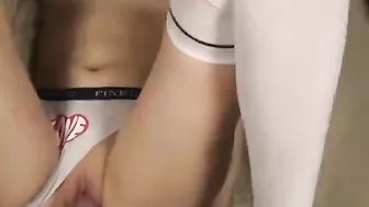 نيك طيز بنت جميله حبيبها بيحط زبه كله ويضربها على طيزها