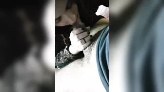 بنوته مصريه محجبه واخده زب اخوها ونازله فيه مص بجنان