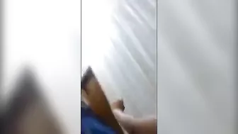 بت مصريه ملبن مبسوطه بنيكها وتقفيش بزازها الكبيره
