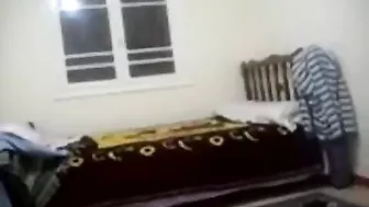 واخد فرسه البيت وبينيكها على الواقف وسريره والبت فرحانه