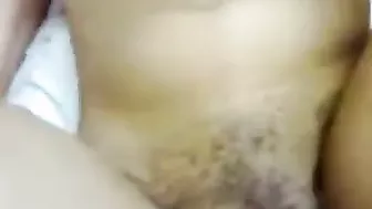 مصريه ملبن خالها مقلعها ملط ومخليها تمص زبه وينيكها